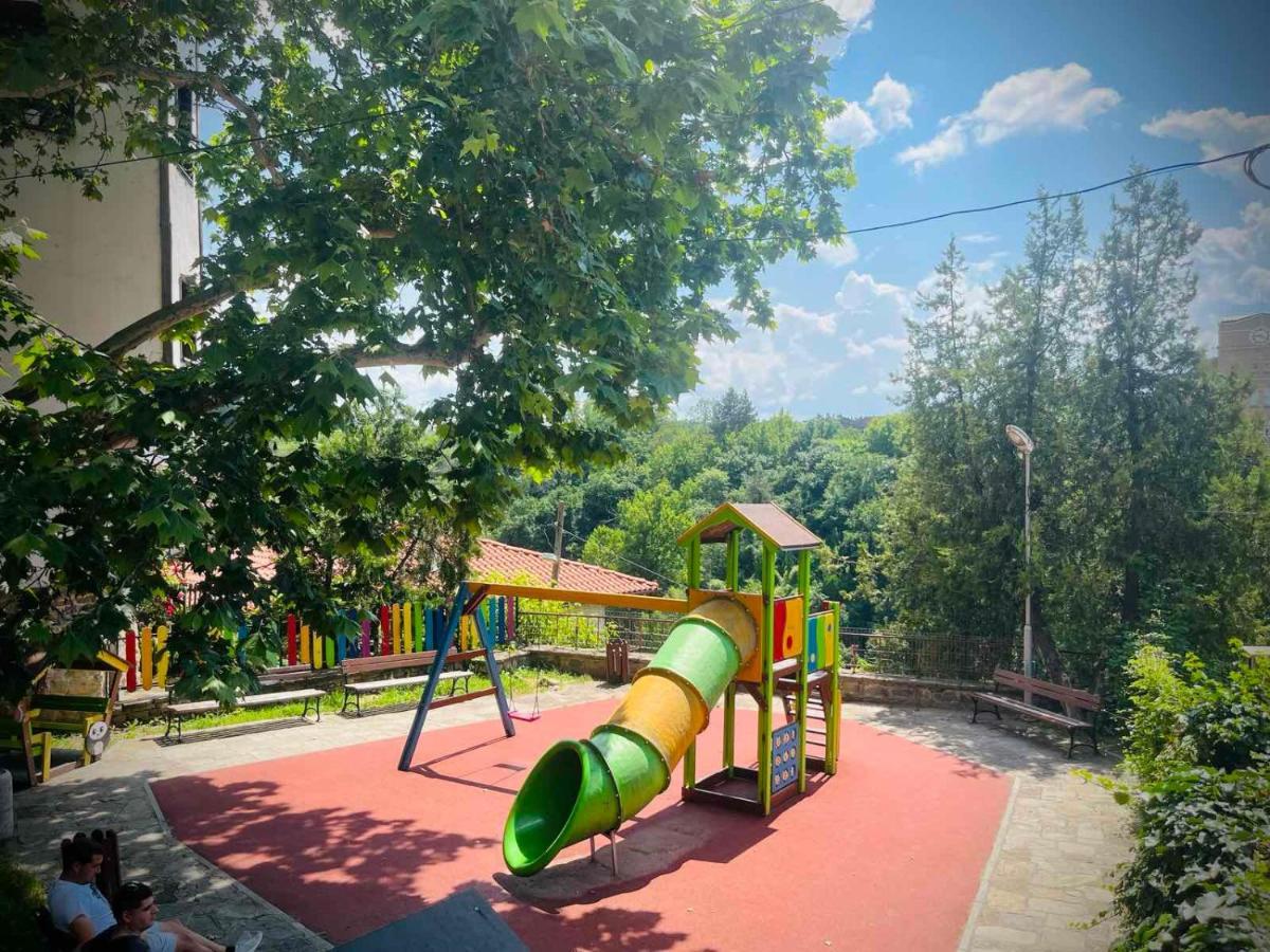 The Green Guest House Of Veliko Tarnovo-Amazing View, Top Location Екстериор снимка