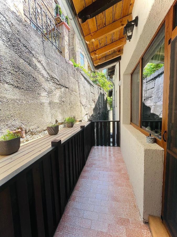The Green Guest House Of Veliko Tarnovo-Amazing View, Top Location Екстериор снимка